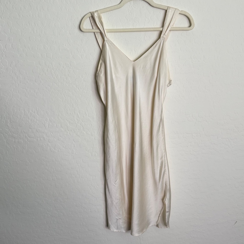 VTG Y2K Nordstrom Womens 100% Silk Dress L Ivory V-Neck Side Slit Lingerie Slip